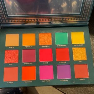 Ace beautē nostalgia pallet